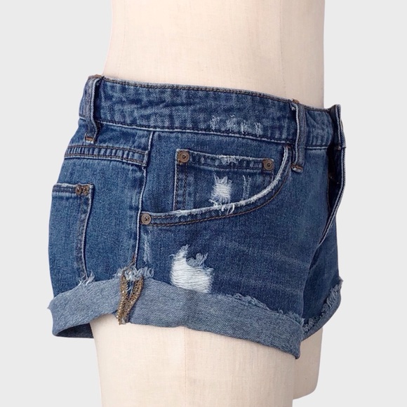 Free People Irreplaceable Cut Off Denim Shorts - Picture 4 of 6